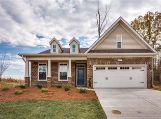 4552 Jasper Ridge Dr, Clemmons, NC 27012