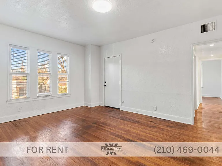1630 W Rosewood Ave #C — Photo 14