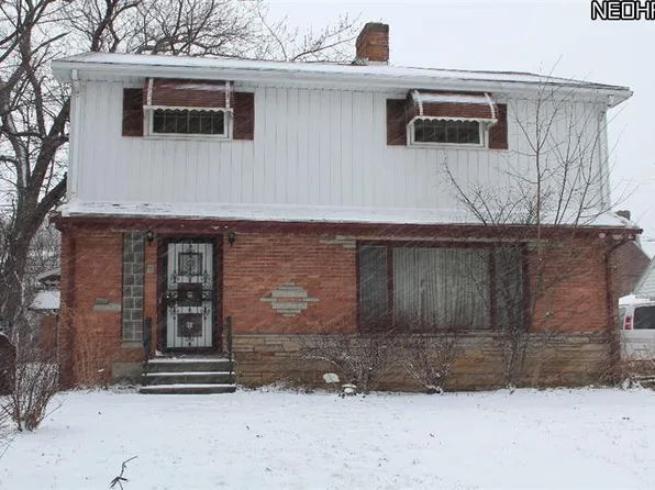 3026 Albion Rd, Cleveland, OH 44120
