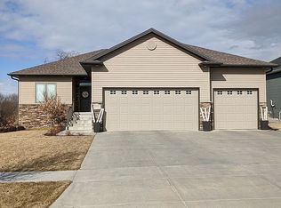 9440 Northern Sky Rd, Lincoln, NE 68505