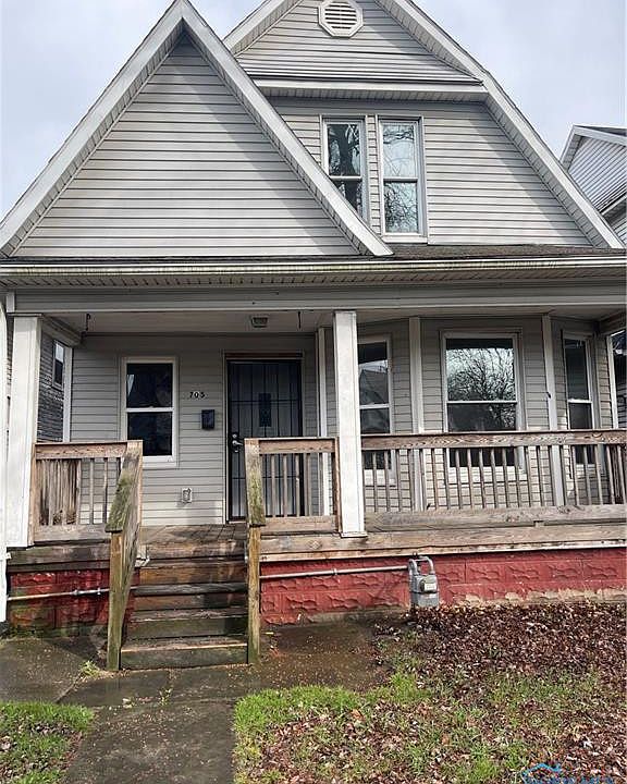 1st image of 705 Forsythe St