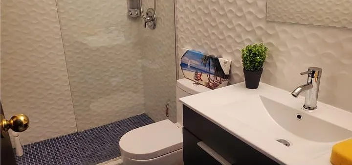 Modern bathroom