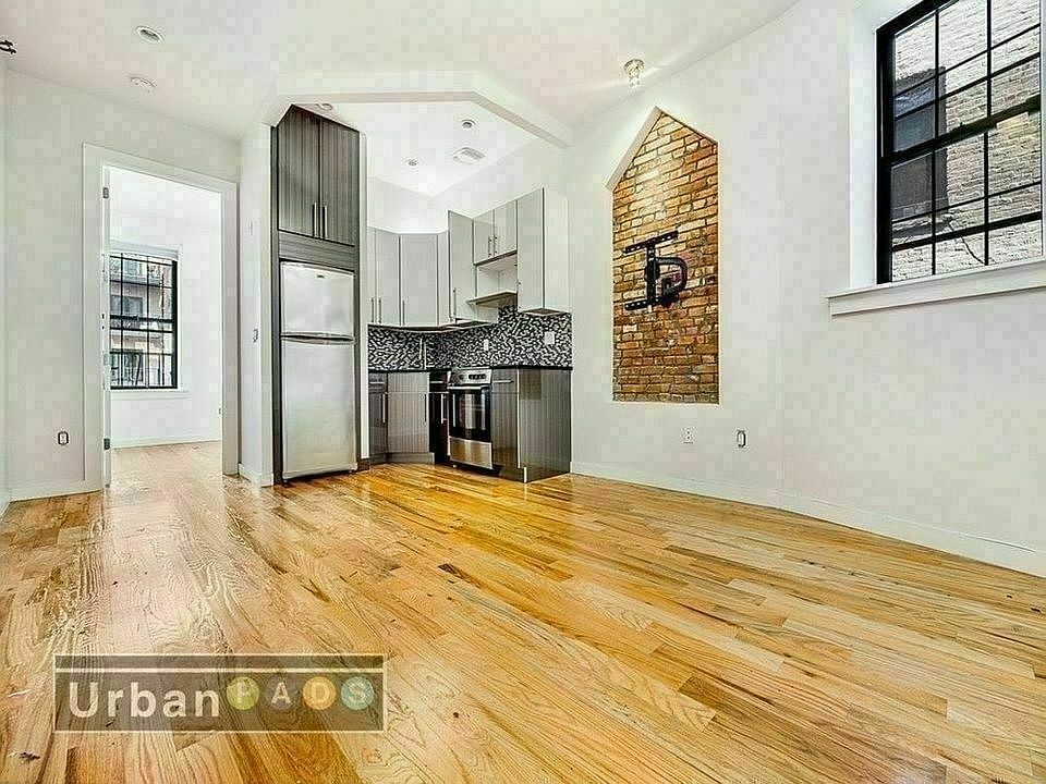 2nd image of 383 S 3rd St #C1