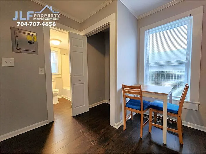 507 S Vance St — Photo 6