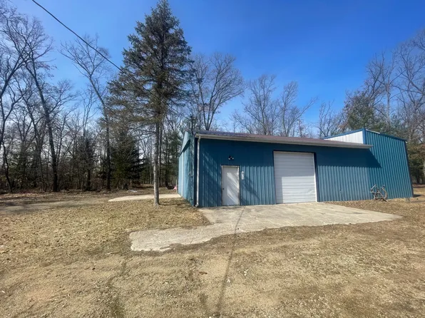 21940 Jefferson Rd, Morley, MI 49336