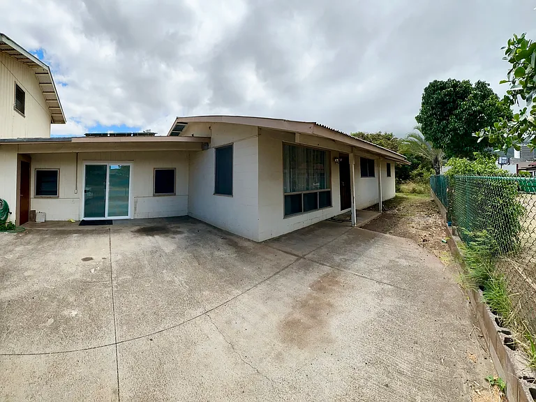373 Waiale Rd — Photo 1