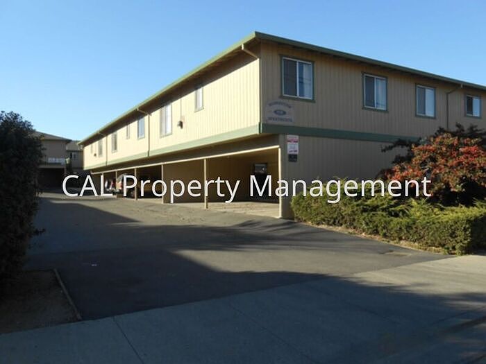 2nd image of 83 Castro St APT 16