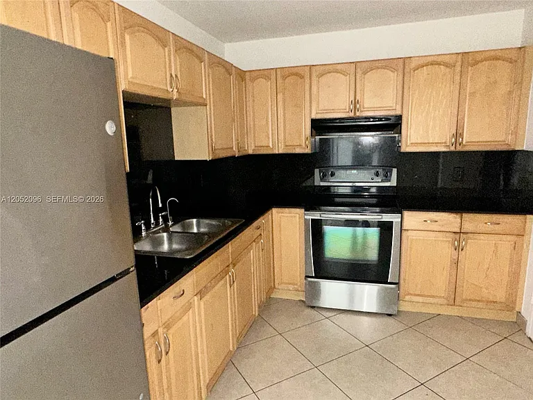 3800 S Ocean Dr #611 — Photo 7