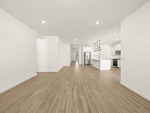 PHX_Paloma-Creek_Living-Area_16082-W-Desert-Spoon-Dr