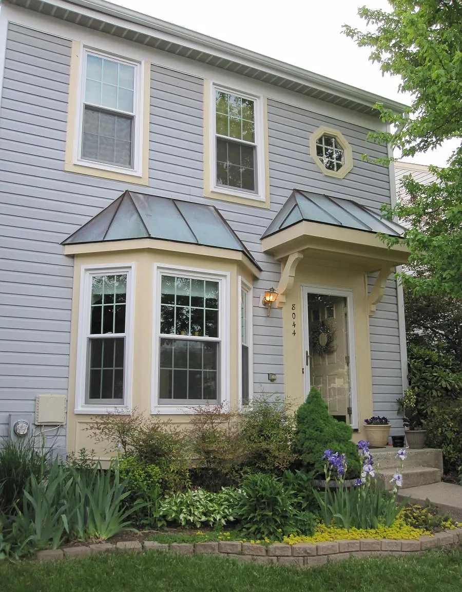 3 bed, 2.5 bath, 2000 sqft, $2,800 — Photo 1