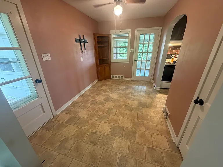 1205 E Wyomissing Blvd — Photo 5
