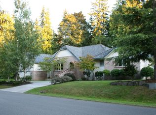 11574 Meadowmeer Cir NE, Bainbridge Island, WA 98110