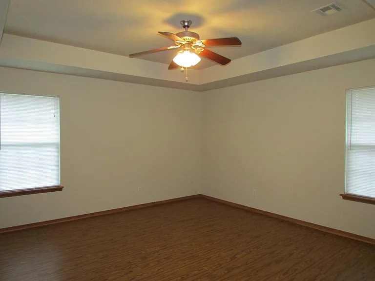 203 Hindman Dr #1 — Photo 7