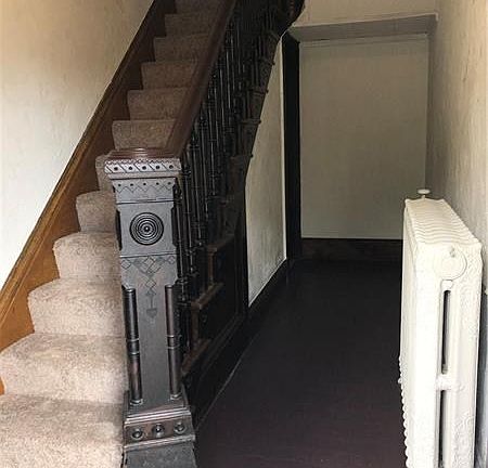 3rd image of 601 Scott St