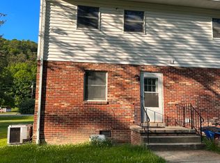 22 Townhouse Ln #5, Brandywine, WV 26802