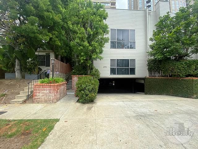 1st image of 10793 Ashton Ave APT 11