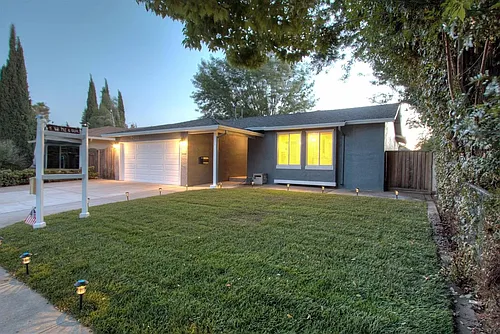 5125 Derek Dr Photo 1