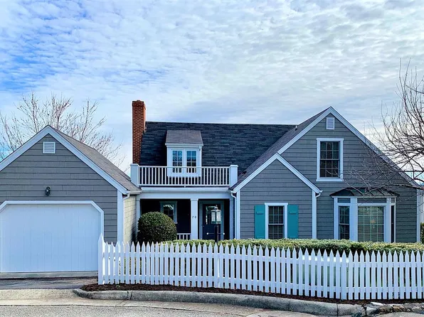 70 Cottage Ln, Moneta, VA 24121