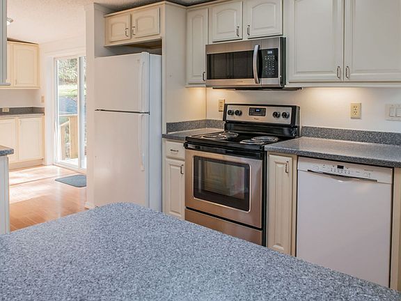 3rd image of 22212 62nd Ave NW