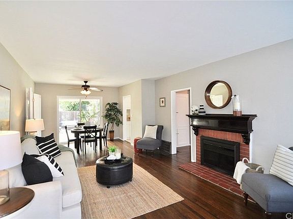 3rd image of 3913 Albury Ave