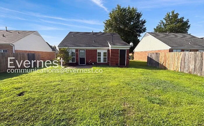 5669 Kaitlyn Dr W — Photo 27
