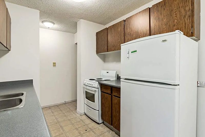 Lethbridge Apartment for rent - 1 Bedroom — photo 4