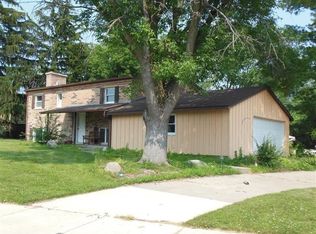 605 Elizabeth Ln, Sun Prairie, WI 53590