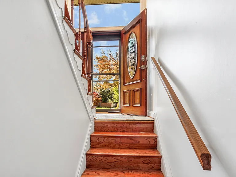 4227 University Dr — Photo 23