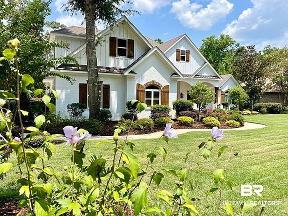 4th image of 10279 Rosewood Ln