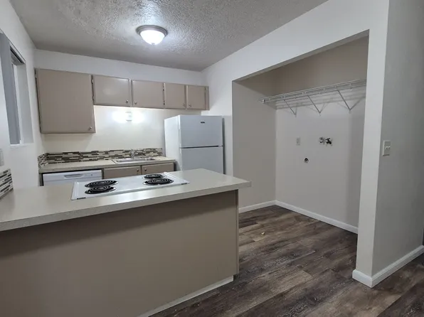 3350 SW Beaverton Hillsdale Hwy, Portland, OR 97239