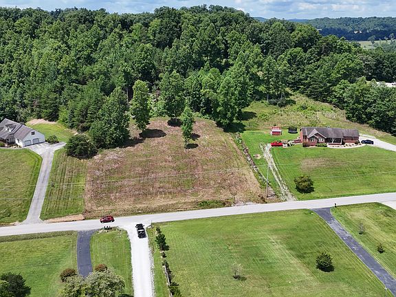 2nd image of 999 Lick Fork Rd