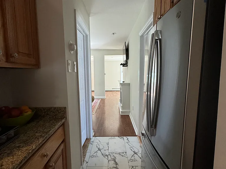 Kitchen/Hall
