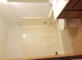 422 W 4th St APT B, Waterloo, IL 62298