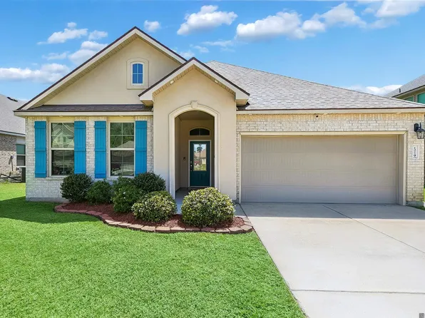 13770 Wincrest Dr, Walker, LA 70785