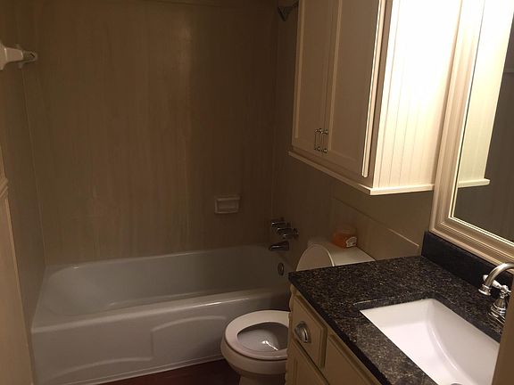 3rd image of 3120 Johnston St