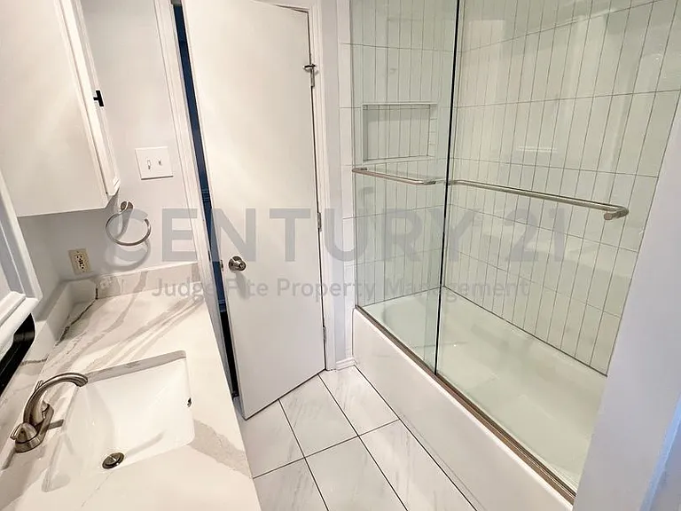 411 High Brook Dr — Photo 13