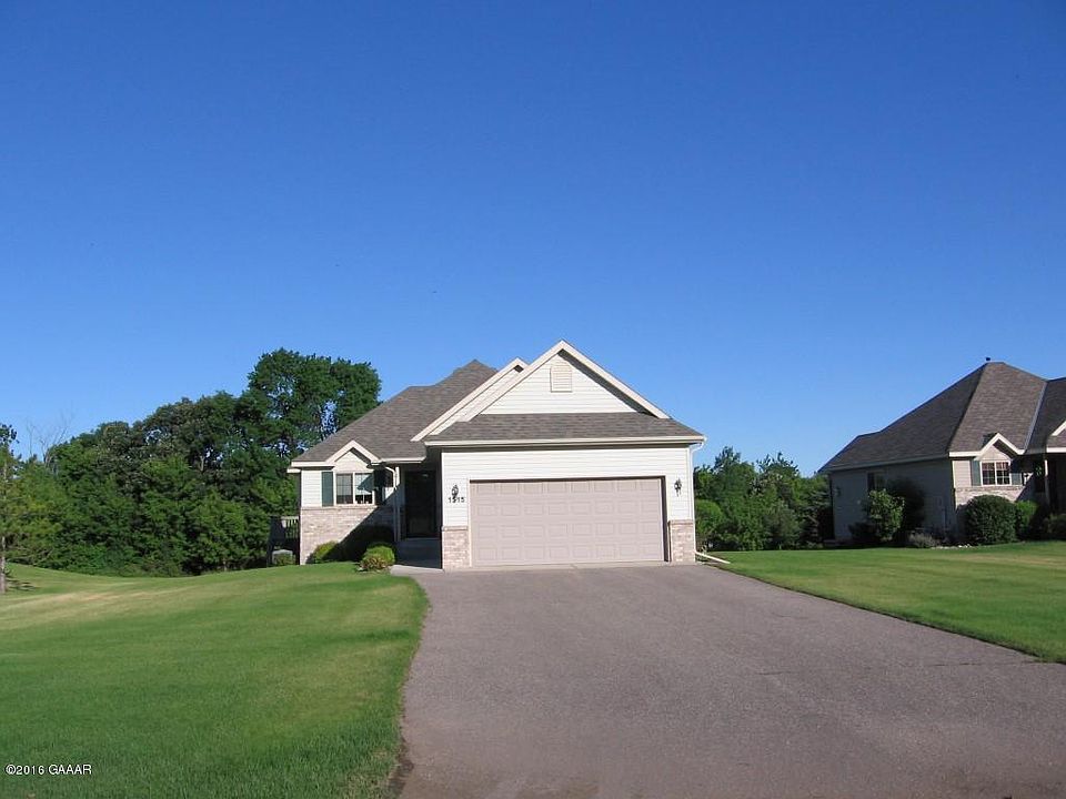 1st image of 1515 Melvina Ln SW