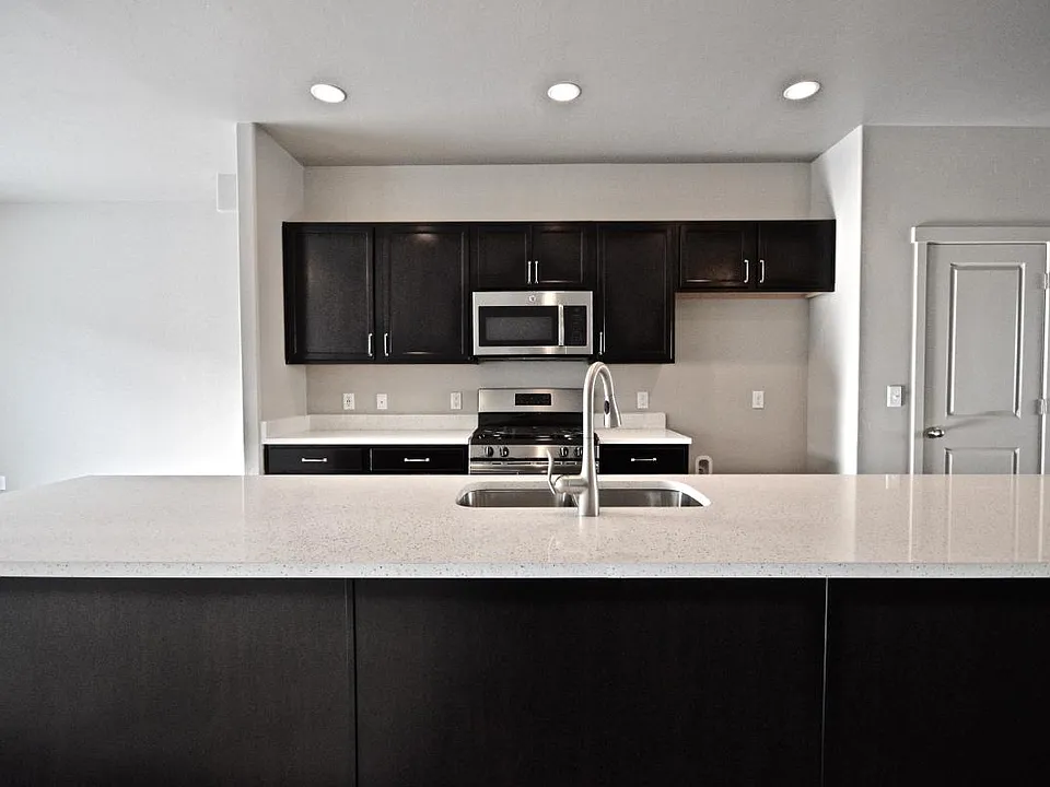 14770 S Rising Star Way