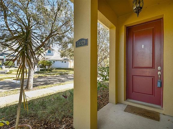 3rd image of 11329 RAVINIA PARK BOULEVARD