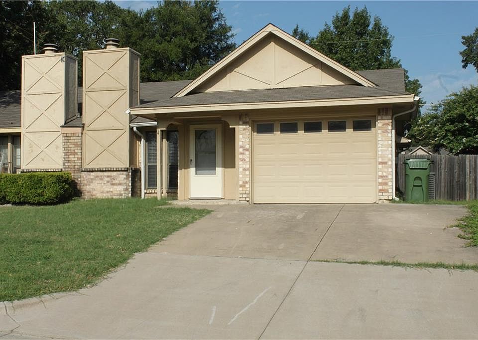 1st image of 2504 Oak Hill Dr