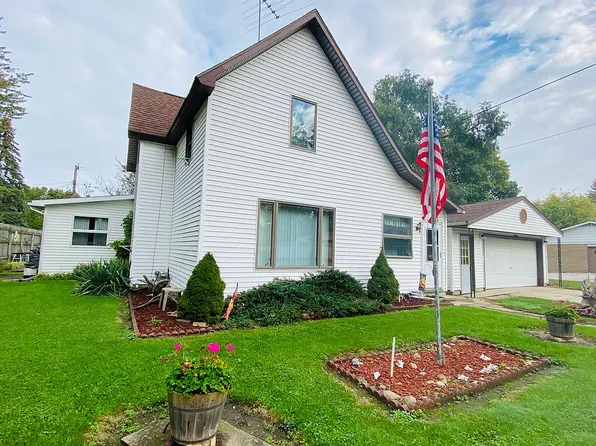 5018 Maple St, Fairgrove, MI 48733