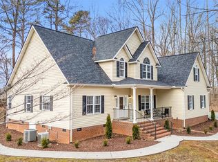 53 Shadymont Dr, Pittsboro, NC 27312