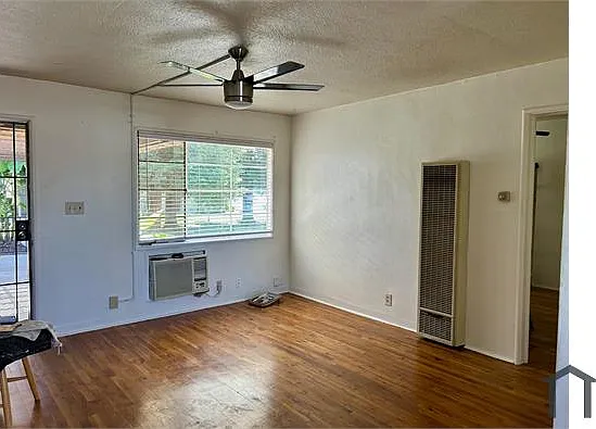 1 bed, 700 sqft, $1,350 — Photo 3