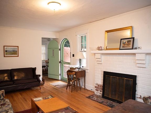3rd image of 27 Huron Ave #Lot