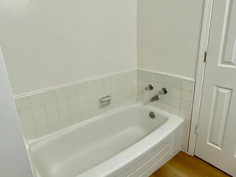 438 Gabilan St — Photo 15