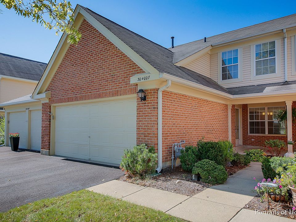 Sought after Maple Hill Subdivision