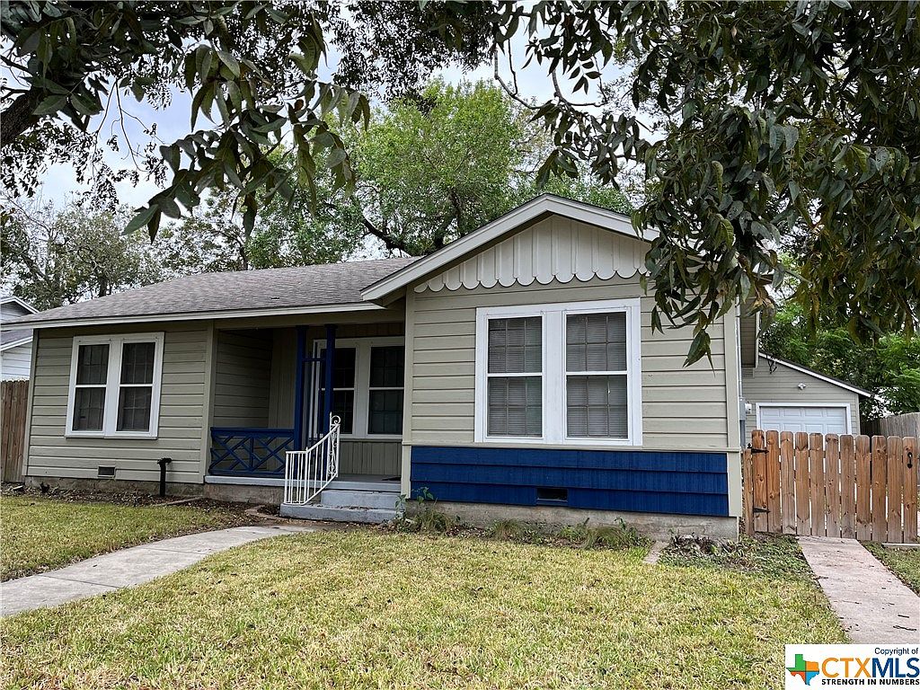 1103 E Hiller St, Victoria, TX 77901 Zillow
