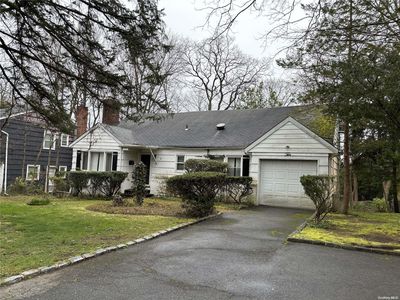 10 W Terrace Road, Great Neck, NY, 11021