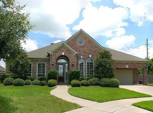 11302 Dawnheath Dr, Cypress, TX 77433