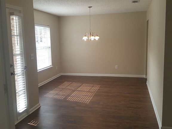 3rd image of 713 Grand Parke Dr